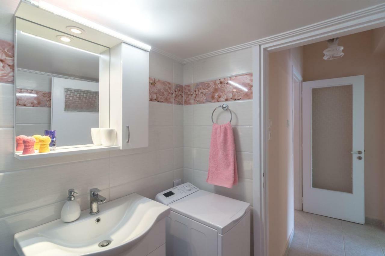 Lovely Apartment In Atene Esterno foto